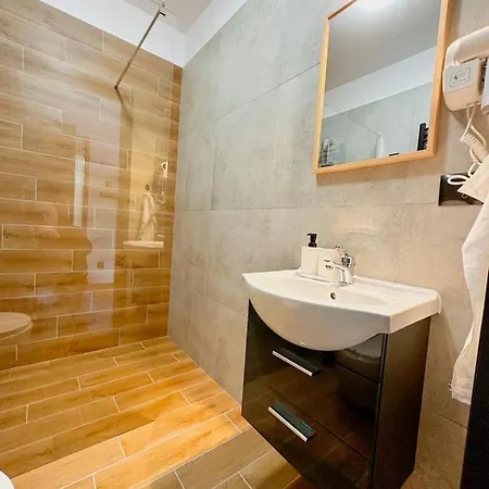 Bed & Breakfast Czerwone Korale 3*