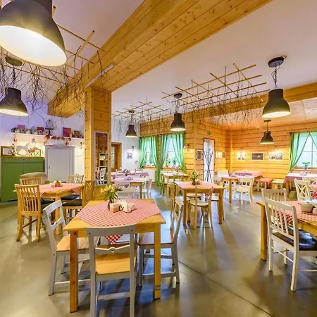 Alojamento de Acomodação e Pequeno-almoço Czerwone Korale 3*