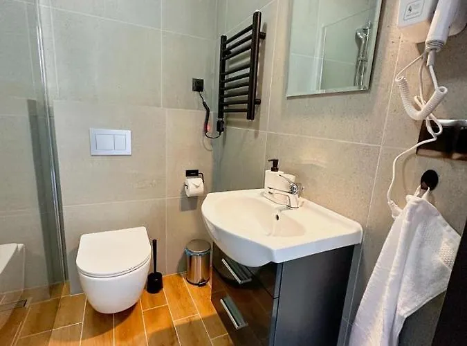 Bed & Breakfast Czerwone Korale 3*